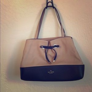 Kate Spade “Savannah” bag in color Black and Tan